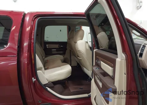 2017 Ram 2500 Laramie 4X4 6'4 Box из США, поврежденный, VIN 3C6UR5FL7HG776565